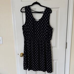 DR2 Black and White Patterned Mini Dress